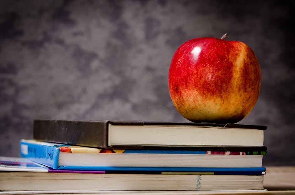 textbook scholarships